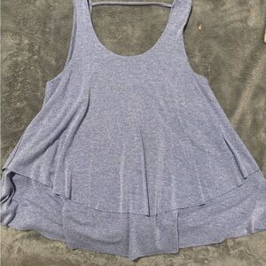 Acemi Gray Asymmetrical Tiered Tank Top